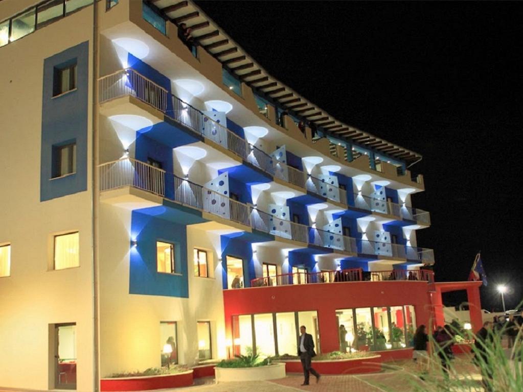 Tus'Hotel Кастель-ді-Туза Екстер'єр фото