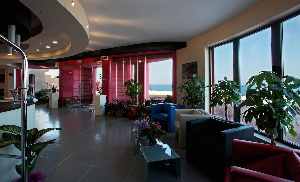 Tus'Hotel Кастель-ді-Туза Екстер'єр фото