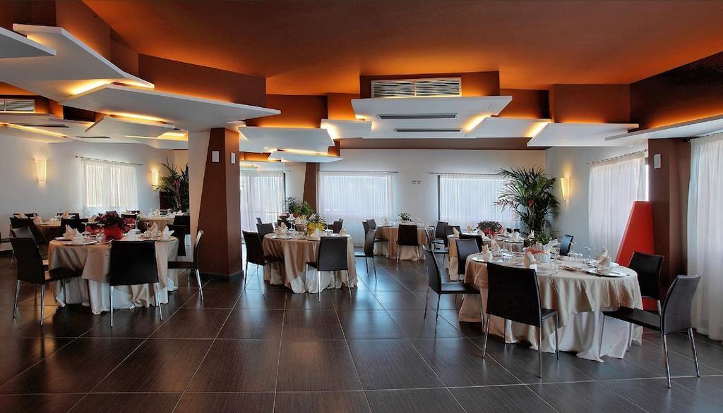 Tus'Hotel Кастель-ді-Туза Екстер'єр фото