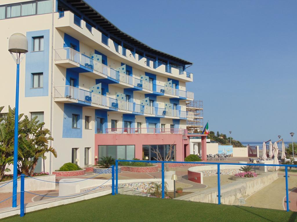 Tus'Hotel Кастель-ді-Туза Екстер'єр фото