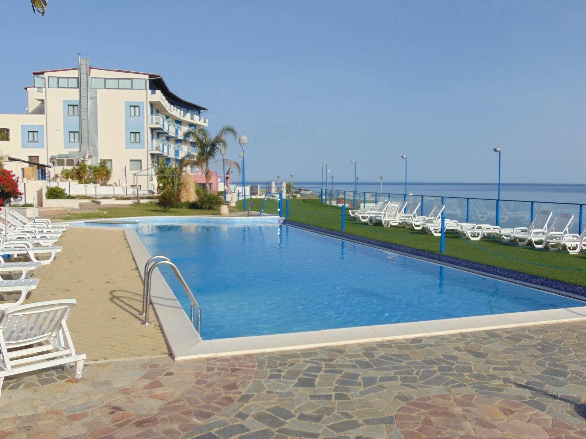 Tus'Hotel Кастель-ді-Туза Екстер'єр фото